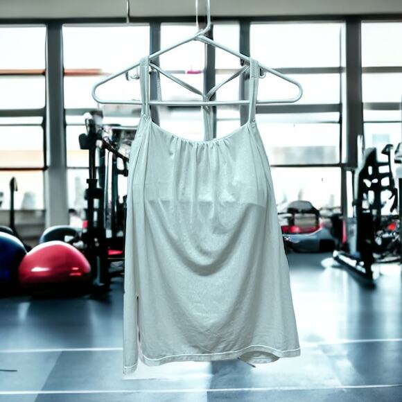 Lululemon Tank Top Racerback Womens White Shelf Bra Workout Gym - Picture 2 of 5